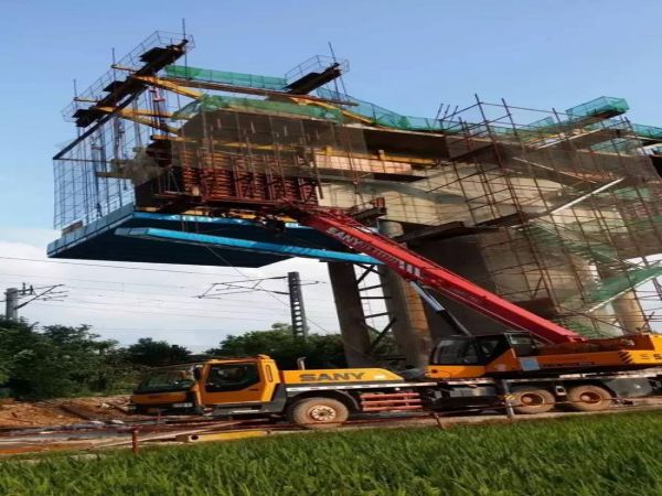 福建吊车租赁_装拆卸吊车出租也要注意技术要求
